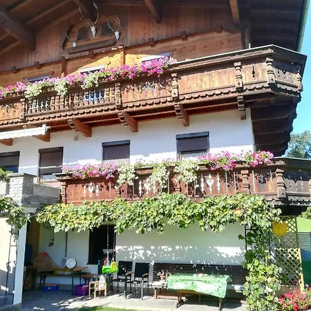 Familie Fiechtl フューゲンベルク